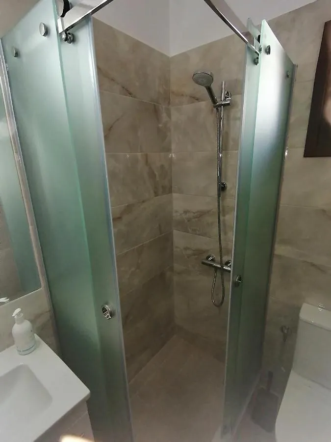 Porto Almira Beachfront Apartments 尼基季 希腊